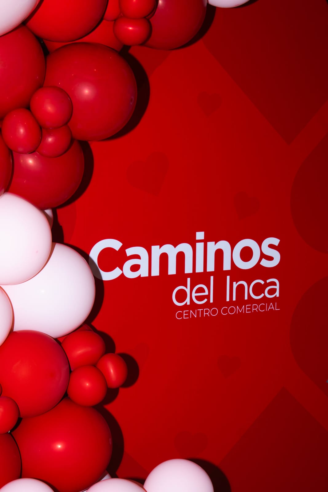 Decoración de evento con globos en Caminos del Inca
